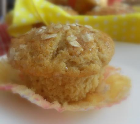 Golden Syrup and Oatmeal Muffins