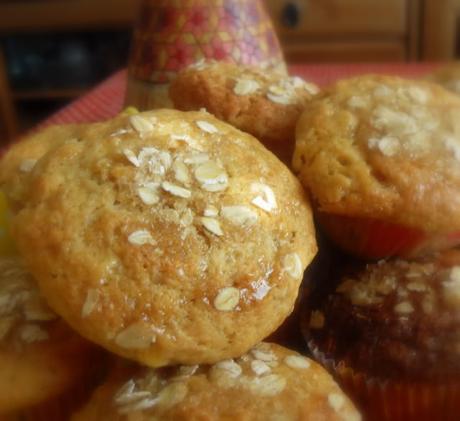 Golden Syrup and Oatmeal Muffins