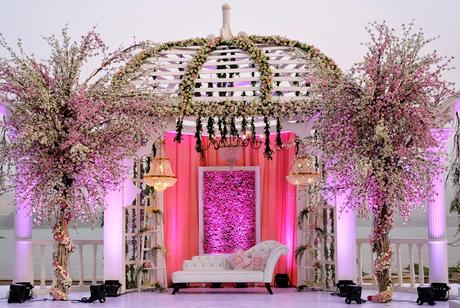 A WEDDING AFFAIR WITH RENAISSANCE MUMBAI