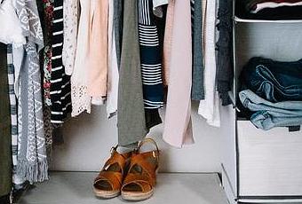 The Nursing Friendly Spring Capsule Wardrobe Paperblog