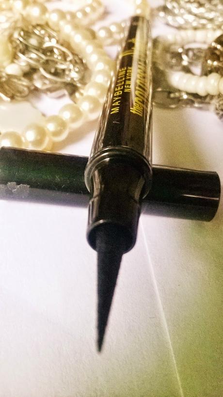 Maybelline Colossal Liner Review