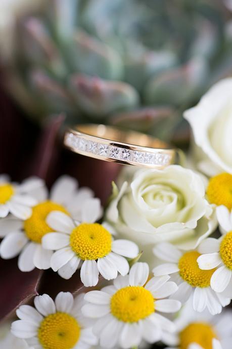 A Rustic Northland Beach Wedding by Emma Rogers Photography