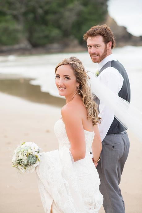 A Rustic Northland Beach Wedding by Emma Rogers Photography