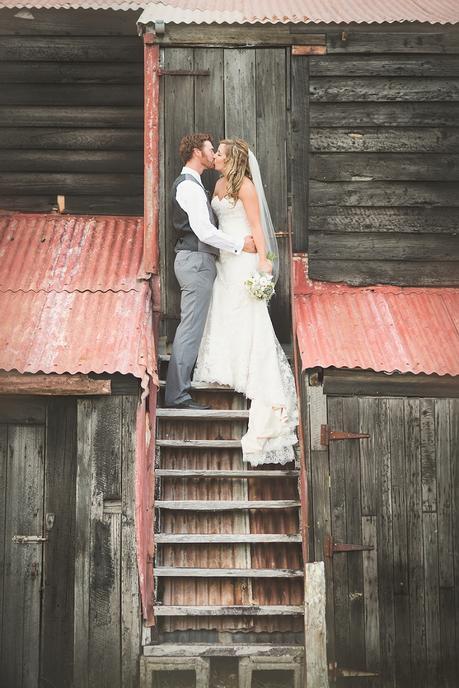 A Rustic Northland Beach Wedding by Emma Rogers Photography