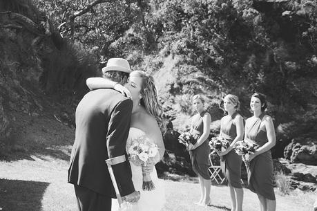 A Rustic Northland Beach Wedding by Emma Rogers Photography