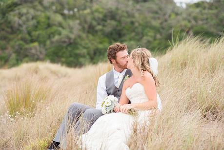 A Rustic Northland Beach Wedding by Emma Rogers Photography