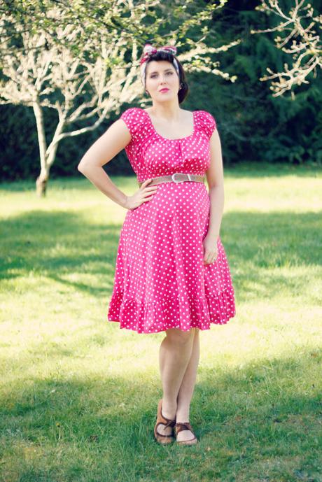 Pink polka-dots and a headscarf | www.eccentricowl.com