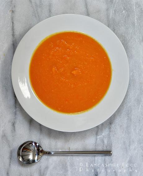 Parsnip, carrot and mango chutney soup