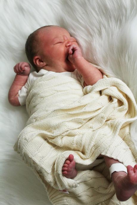 Noah's DIY Newborn Photos