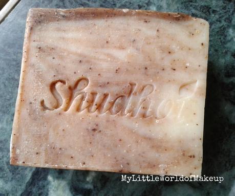 Shudhvi Naturals Coffee Cinnamon Cream Handmade Soap Review
