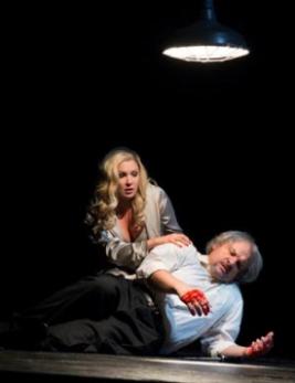 Lady Macbeth (Anna Netrebko) & Macbeth (Zeljko Lucic) at the Met