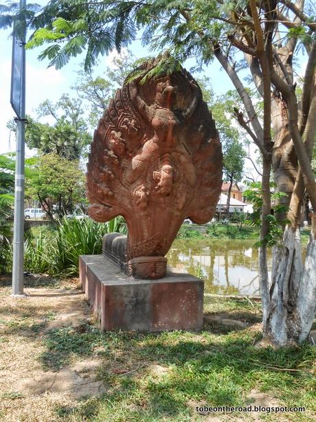 Shoot Bits # : Across the Universe-Nagas everywhere in Siem Reap in Cambodia