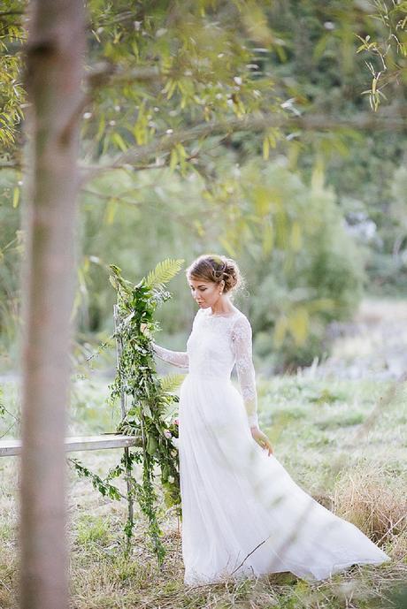 Whimsical Riverbank Wedding Inspiration (with a tip from the pro’s!)