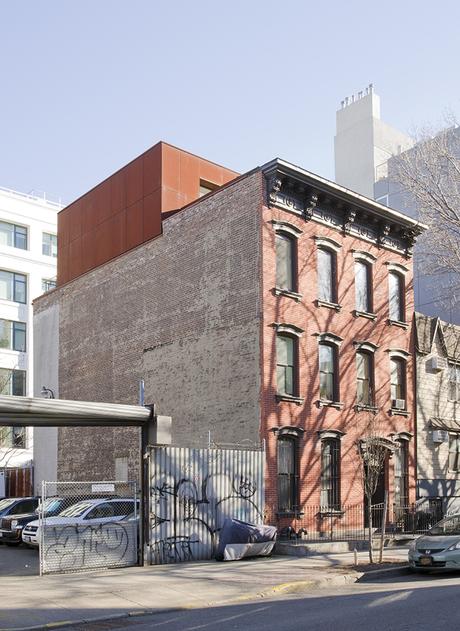 Brooklyn Tour Carved Duplex exterior in Williamsburg. 