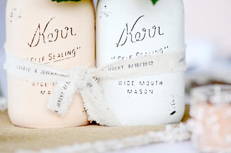 5 Etsy wedding stores every bride-to-be should check out!