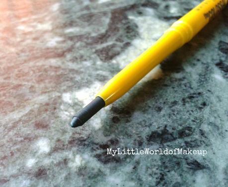 Maybelline The Colossal Kohl in Crushed Emerald Review & Swatches Maybelline The Colossal Kohl in Crushed Emerald Review & Swatches