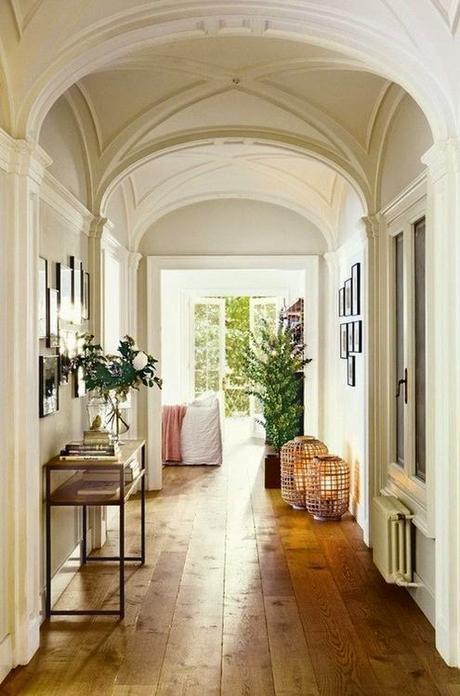 Let the sunshine in - bright and airy interiors