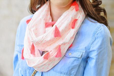 Tassel scarf