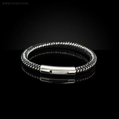 carbon-x-bracelet-with-reflection-570x570-min