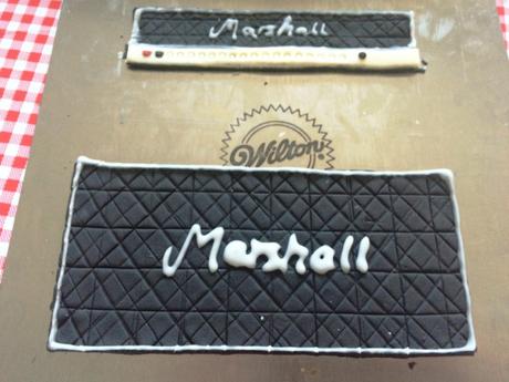marshall amp front made out of fondant icing hand piped