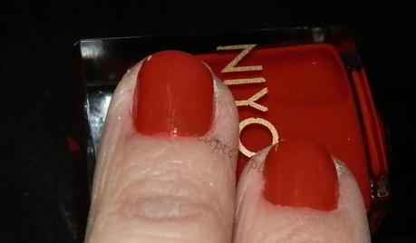 niyot fire red nail polish