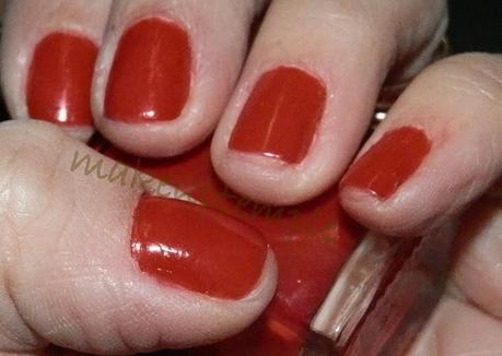 niyot fire red nail polish