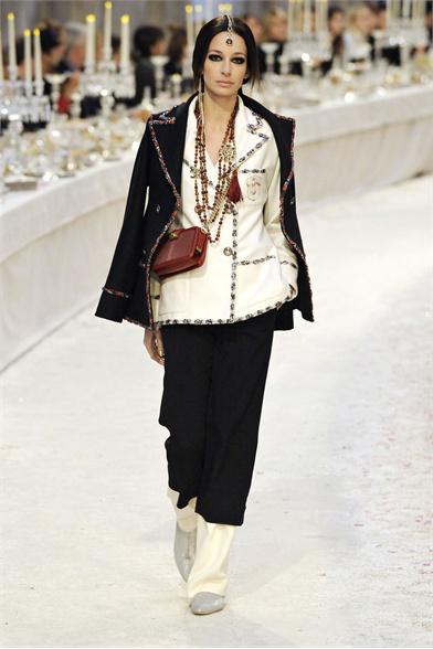 CHANEL: Pre-Fall 2012/2013