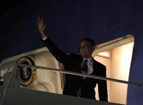 President Obama leaves Chicago's O'Hare International Airport on Wednesday, Jan. 11, 2012. Photo: Haraz N. Ghanbari / AP.