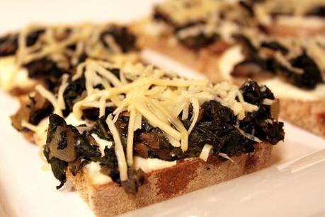 Mushroom and Spinach Tartines with Roasted Garlic Spread