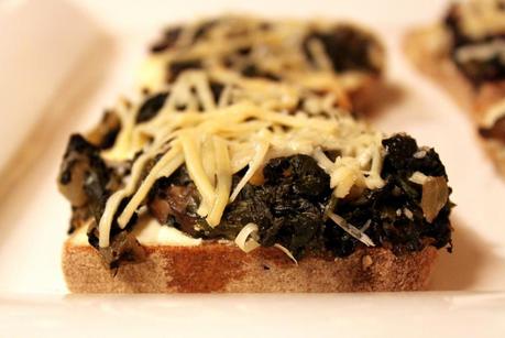 Mushroom and Spinach Tartines with Roasted Garlic Spread