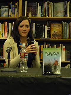 Dark Days Tour Signing with Tahereh Mafi, Veronica Rossi, Ellen Schreiber, and Anna Carey!!