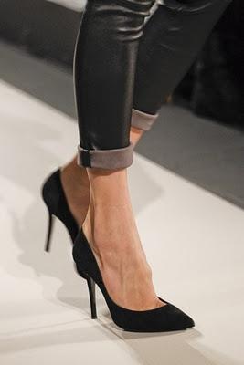 Pointy Pumps are back!
