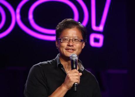 Yahoo! founder Jerry Yang resigns; business world is happy