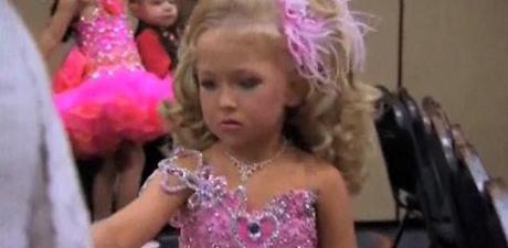Toddlers & Tiaras: Universal Royalty. Russian Nuclear Meltdown Warnings. Beware Of Radiation And Some Glitter.