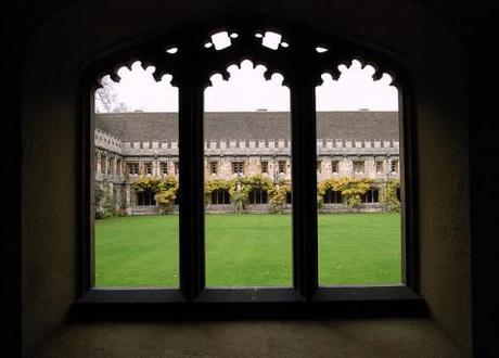 Girl ‘rejects’ Magdalen College, Oxford; University shrugs