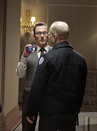 Review #3227: Person of Interest 1.11: “Super”