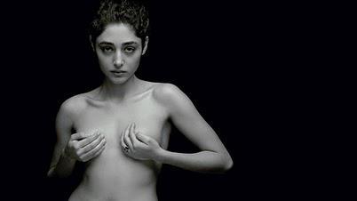 Nude Photo Revolutionary Arrives Iran