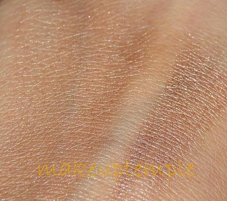 Swatches: Eye Shadow: Cream Eye Shadow: Boots 17: 17 Wild Metallics Cream Eye Shadow Wild Nude Swatches & Review