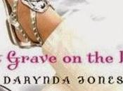 Review–First Grave Right (Charley Davidson Darynda Jones