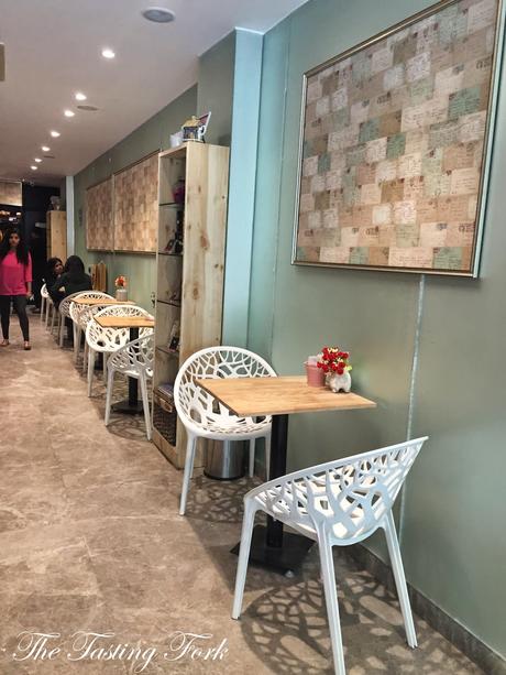 Food Review: Breads & More, Greater Kailash-1