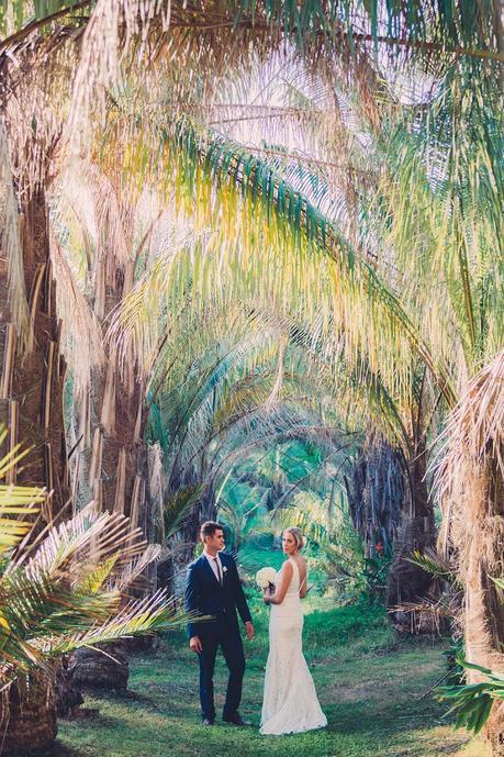 A Gorgeous Garden Love Story by Lola Photography (shot in 30 minutes by the bridesmaid!)