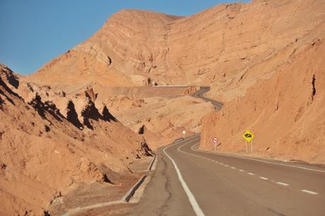 The last dozen or so kilometers before San Pedro were much more interesting as there were various rock formations all around. 