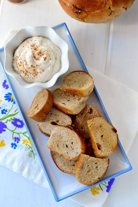 Bagel Chips with Cinnamon Sugar