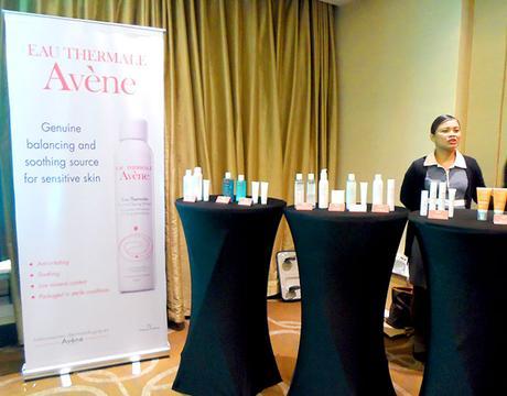 2 Eau Thermale Avene - Avene Thermal Spring Water - Genzel Kisses (c)