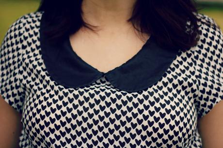 Peter pan collar, hearts, and more ways to mix patterns | www.eccentricowl.com
