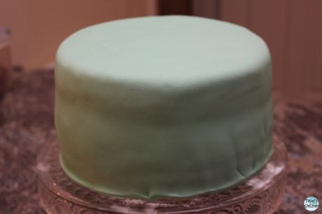 Minion Party Cake