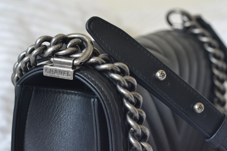 Daisybutter - Hong Kong Lifestyle and Fashion Blog: Chanel Boy bag blogger