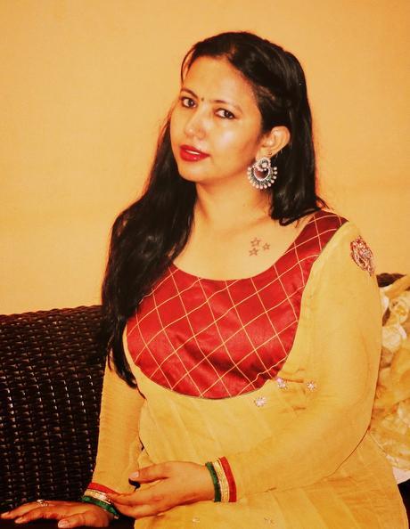What I Wore To MY BFF's Mehendi? Anarkali Made of an Old Saree!