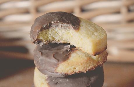 Recipe | Easy Shortbread Biscuits, Dipped in Chocolate