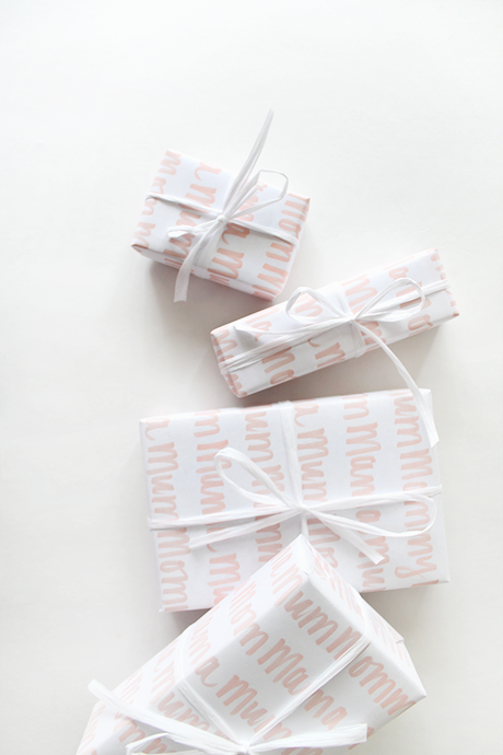DIY Printable Mother's Day Gift Wrap via Almost Makes Perfect | Francois et Moi